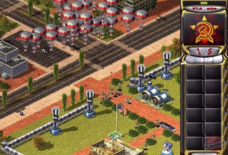 Command & Conquer: Red Alert 2 screenshot 1